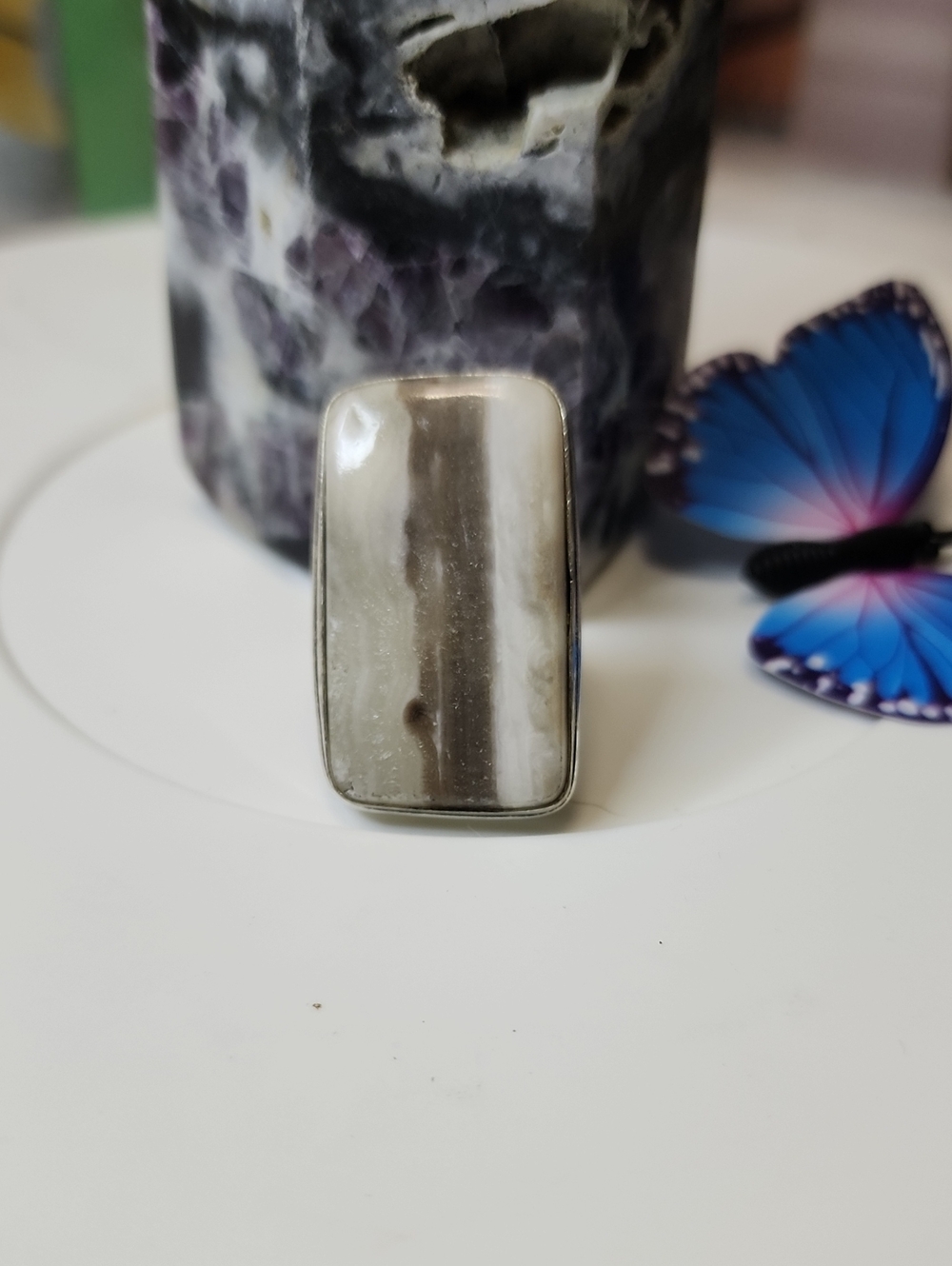 Rectangular Striped Stone Statement Ring — Neutral Tones